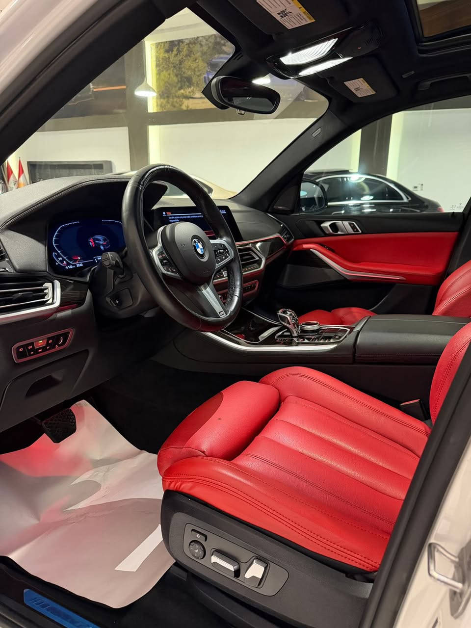 ﷽
                               BMW X5 4.0 M PACKECH 2021
▫️بيئم X5 موديل 2021 ئيم باكيج فول مواصفات

▫️محرك سته سلندر محرك مرغوب
🔹گير و محرك بشرط مامفتوح جديد 📦
بدون صوت و صرف و بدون خلل بشرط فحص ✅
🔹ماشية 32 الف حقيقي 

▫️السيارة وارد امريكي حادثها شبر من البنيد  وهنا صار بيها 3 قطع ونص بدون دواخل بشرط 
🔹سيارة جديد حيل حلوة و نظيفة

▫️فول مواصفات ١/١
( بصمة - پانوراما - داخل احمر - رادار - خمص كاميرات - داتاشو - رادار خط طريق - رادار جانبي - كشن جلد - كشن تتفيئة - كشن و سترن خزن - وضعيتات قيادة متعدده - صندوق شفت - ماوص - تبريد مركزي - بعد هواي مواصفات )

◽️محرك كير  بشرط مامفتوح
سياره حيل نظيفه 
بسميً السنويه بشرط تحويل و خرامه
سياره مابيها دينار مصرف كامل من كل نواحي

◽️نظافه ١٠٠٪؜ كامل سيرفس بدون نقص و بدون مصرف سياره اي نقص مابيها 
4 أيطارات جديدة تحتها 
تاير و ويل جديد لوك  شريكه 

نفسي يوم /تحويل و كاله حاظر
مكان / داخل سليمانيه🌆

◽️سعر _315$🔐 🔥🔥
◽️موبايل /*********** /// ***********📲
