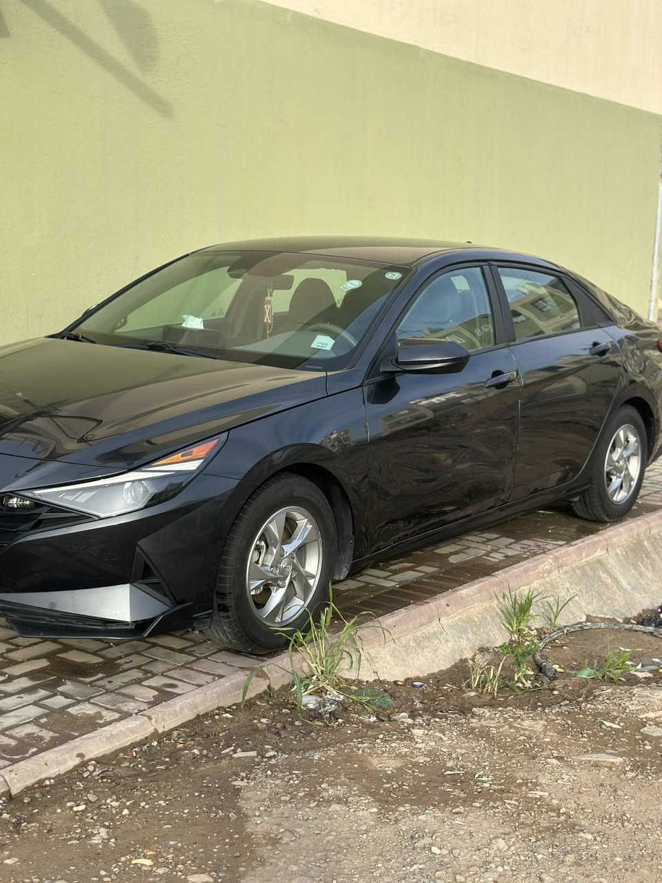 السلام عليكم النترا موديل 21رقم اربيل باسمي شرط التحويل مكاني بغداد السيارة خير من الله ربع مذب عليها مال بيت ونضيفة كلش دوشمة كاملة ارضية جلد تحكمات حساسات ومعروفة بعد المواصفات البيها وسعرها 145وبيها مجال حق الجية رقمي ***********
