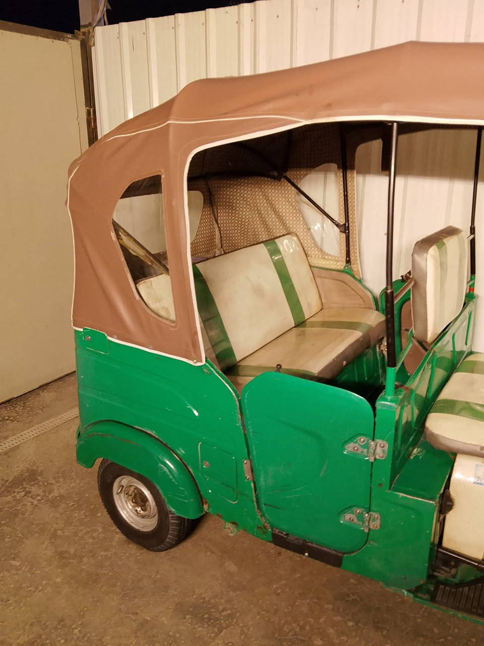 تكتك 21 شهر 8 مكينه مكفوله من تنقيص وتبخير خير من الله رقم بغداد باسمي سنوية فقط حادث خلفي كلش بسيط عالبارد السعر 7200 وبيها مجال قليل مكان زعفرانية 
‏‪0772 387 4914‬‏
