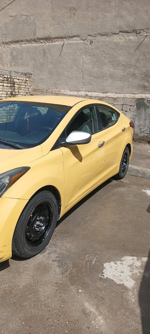 السلام عليكم
النترا موديل 14 امريكي
محرك 1800 دوش مكينة جديدة 
حادث جاملغ امامي من جهة السايق ومبدل بنيد فقط 
سنوية باسمي ورقم انلكيزي جديد
عارضها 110 وبيها مجال
للاتصال
***********
