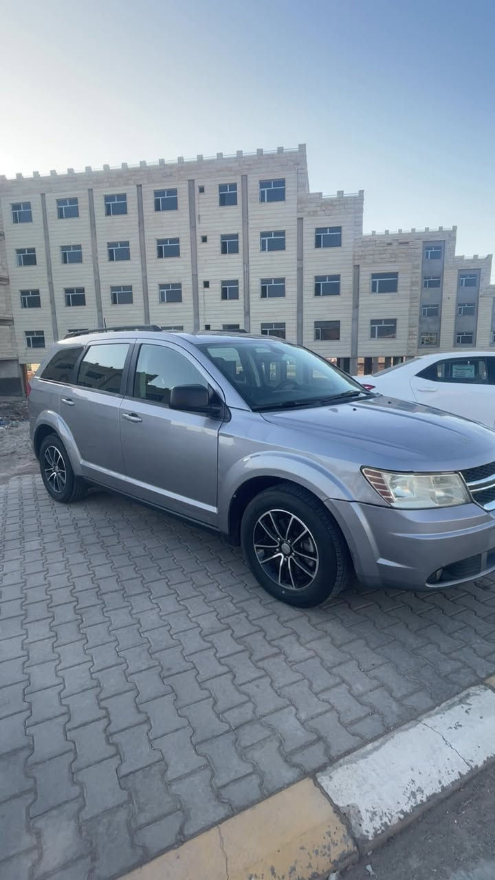 سلام عليكم شباب دوج جورني للبيع او مراوس حسب القناعه موديل 19 ماشيه 92 ميل 4 سلندر 7 راكب قطعه وحده تبريد حادثه فقط البنيد مصبوغ بدون دواخل وصور الحادث والسونار مرفقه مع المنشور مكانه واسط ورقم واسط للاستفسار أكثر 

***********
