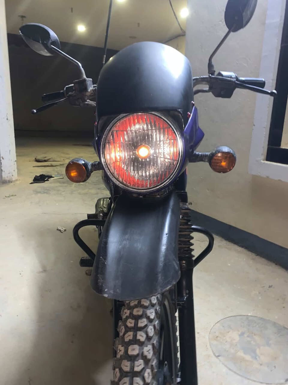 سلام عليكم شباب دراجه بوكسر موديل 2021 دراجه نظيفه وخير من الله سعر 950 وبيه مجال المكان بغداد محموديه اليوسفية رقم ***********
