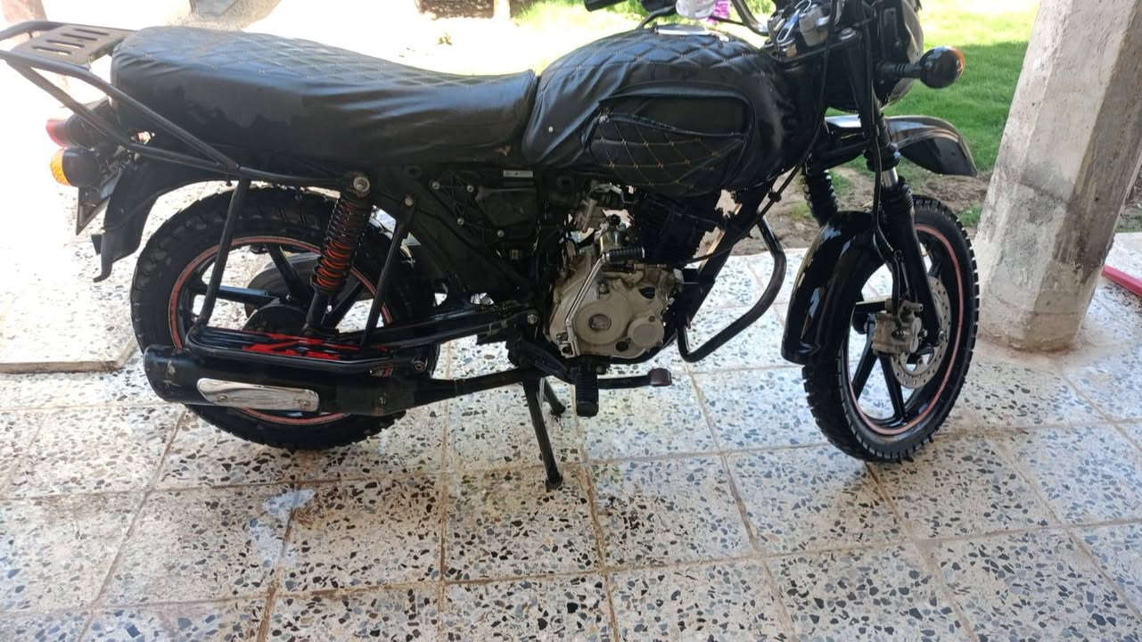 دراجه بوكسر 2020 امجفته مره وحده وكاله امرقم تحويل ثاني يوم سعر  1500 بيها مجال شراي اتصل برقم***********
