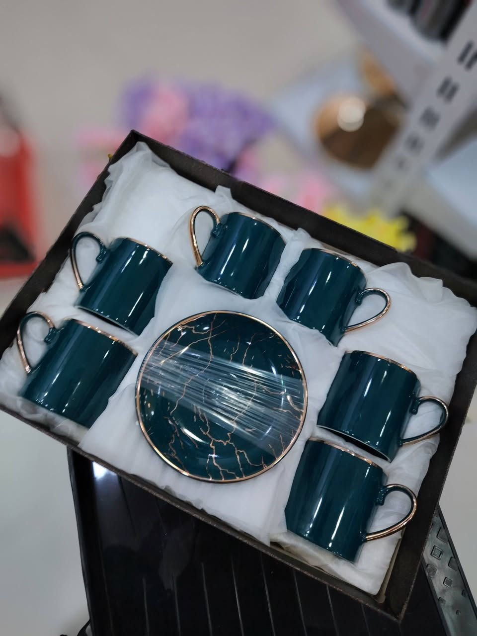 سيت متكون من 6 قطع مع صحون
سعر السيت/12،000


**إذا كنت صاحب هذا الإعلان وتريد حذفه لأي سبب، رجاءا أرسل رسالة إلى الدعم الفني**