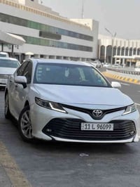 تيوتا كامري2020 خليجي وكاله شركه  ساز ✅ رقم بغداد مميز هزه ورقم جديد ا...