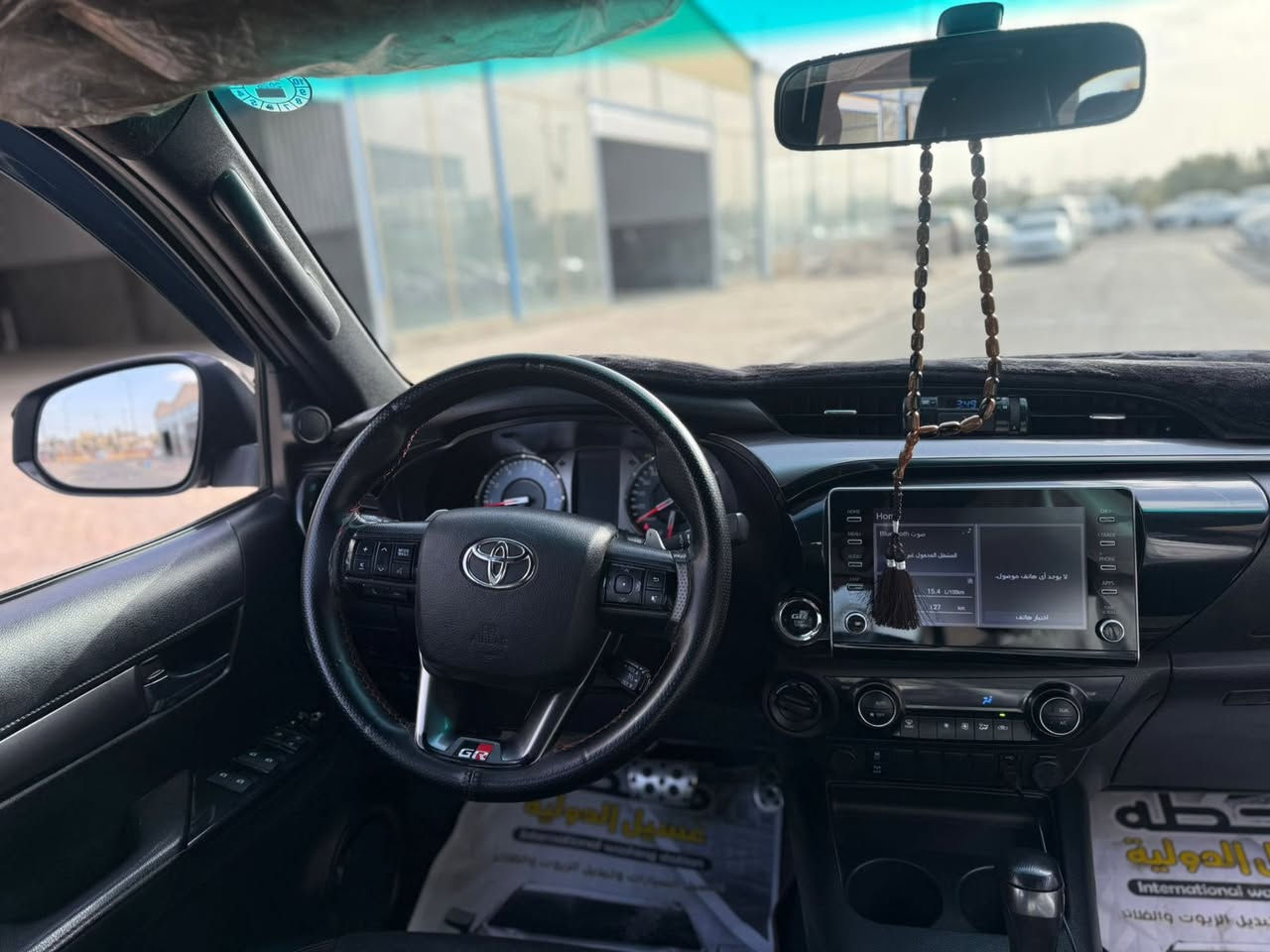 السلام عليكم هايلوكس GR مديل 2022
سونار خاص 
***********
