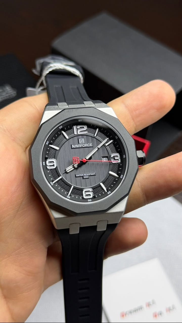 NAVIFORCE sport edition
اصلي وكالة كاملة المرفقات 
رقم الموديل NF8079
سير ربر اصلي 
ارقام واميال لامينوس 
مينا مميزة 
نافذ شهري 
ستانلس ستيل 
مقاومة للماء 30 متر 

30 الف على اول تم


**إذا كنت صاحب هذا الإعلان وتريد حذفه لأي سبب، رجاءا أرسل رسالة إلى الدعم الفني**