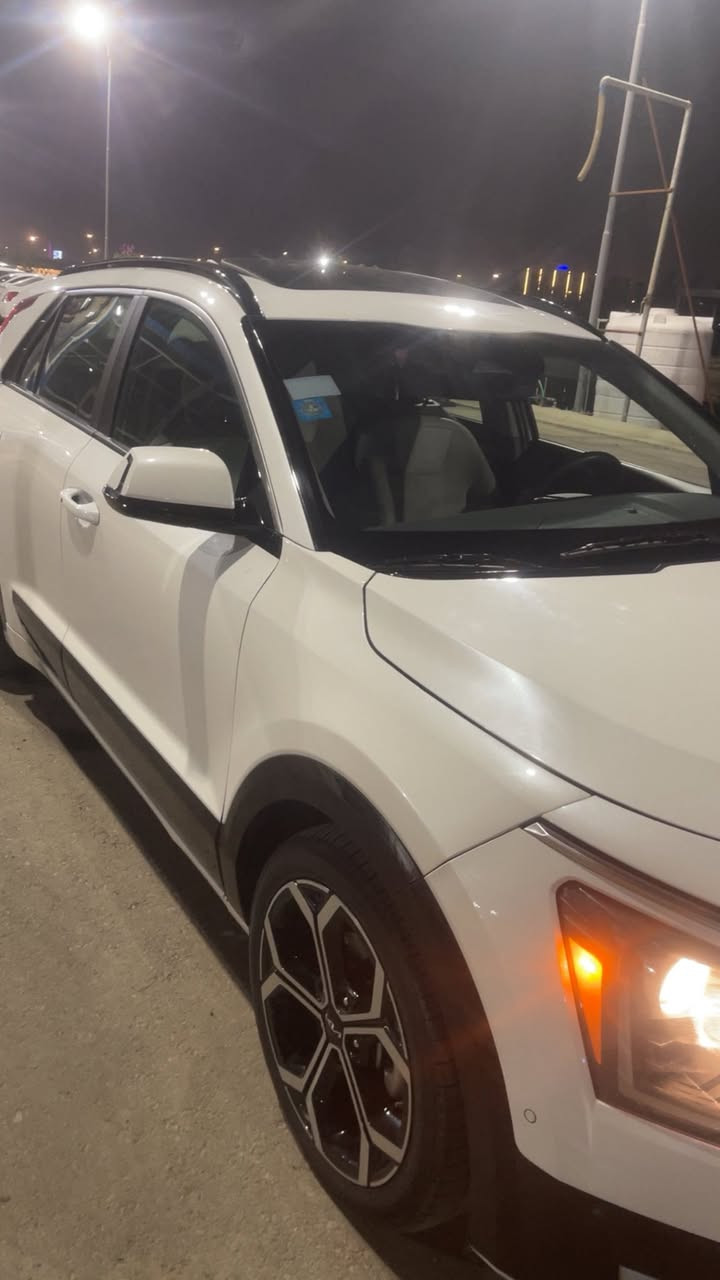 السلام عليكم البيع نيرو ٢٠٢٣ وارد أمريكي فول موصفات بصمه فتحه كهربائيه بازين ماشيه ٥٥ رقم بغداد سيارة جديده حلوه رقم شاصي موجود بل صور رقم *********** السعر ١٥٢ مكاني بغداد
