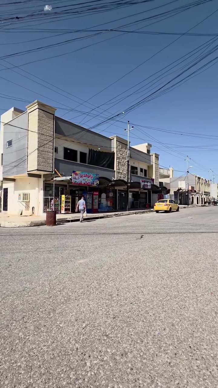 🏢 عمارة تجارية للبيع
💰 وارد شهري: 1،650،000 دينار
📍 الموقع: حي السماح الأركان – شارع 20
📐 المساحة: 200 م² | واجهة: 20 م  #ركن
🔹 7 محلات + 3وحدات سكنية
📲 واتساب مباشر (مراسلة/اتصال):
👉 https://wa.me/9647731012644
📞 اتصال مباشر:
📞 tel:***********
📞 tel:***********
📞 tel:***********
مكتب عمار الهزاع لتجارة العقارات
