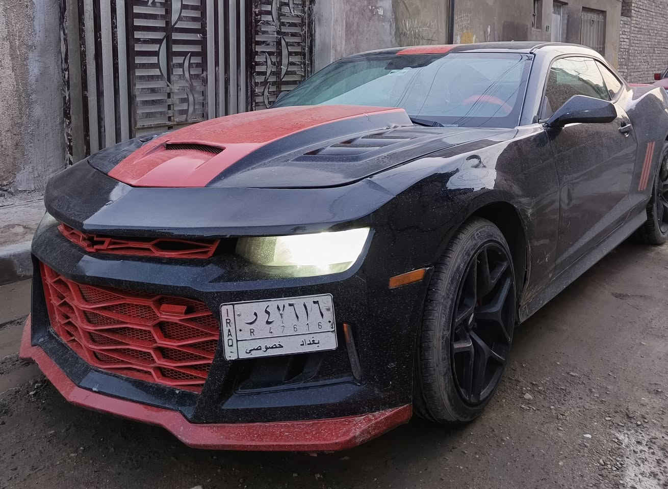 كمارو موديل ١٠ محرك ٦ سلندر السيارة متروكة يرادلها بعض الترتيبات حاليا شغالة وجاهزة من كير ومحرك وحدادية رايدها ب ٦٧ ورقة فقط مكاني بغداد جديدة ***********
