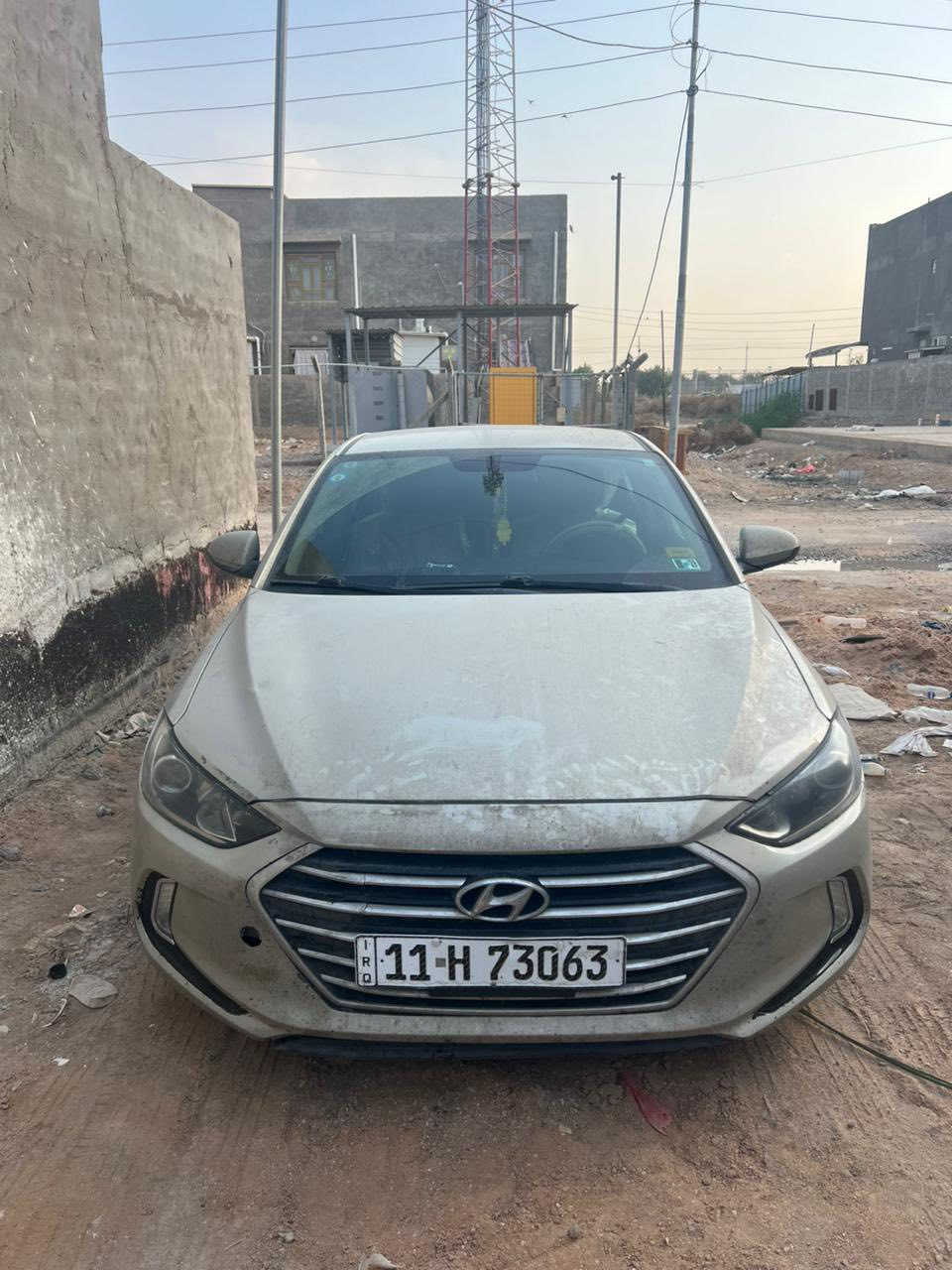 مكلف بالنشر
النترا  موديل  2017 لون ذهبي  محرك 2000دوش حادثه جالملغ أمامي فقط بدون شواصي وارباكات ..رقم السياره بغداد خصوصي.. ماشيه 160
 السعر 130 بيه مجال شي بسيط ***********
