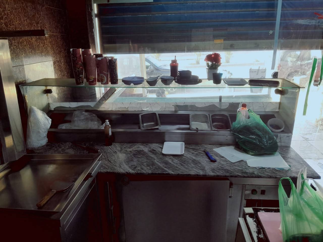 اغراض للبيع
مجمدة شغاله ماطور وغاز شركة عدد 1
ميز ستيل عدد 1
كرل عدد 1
عارضة مقبلات عدد 1
ميز جاي مع الملحقات عدد 1


**إذا كنت صاحب هذا الإعلان وتريد حذفه لأي سبب، رجاءا أرسل رسالة إلى الدعم الفني**