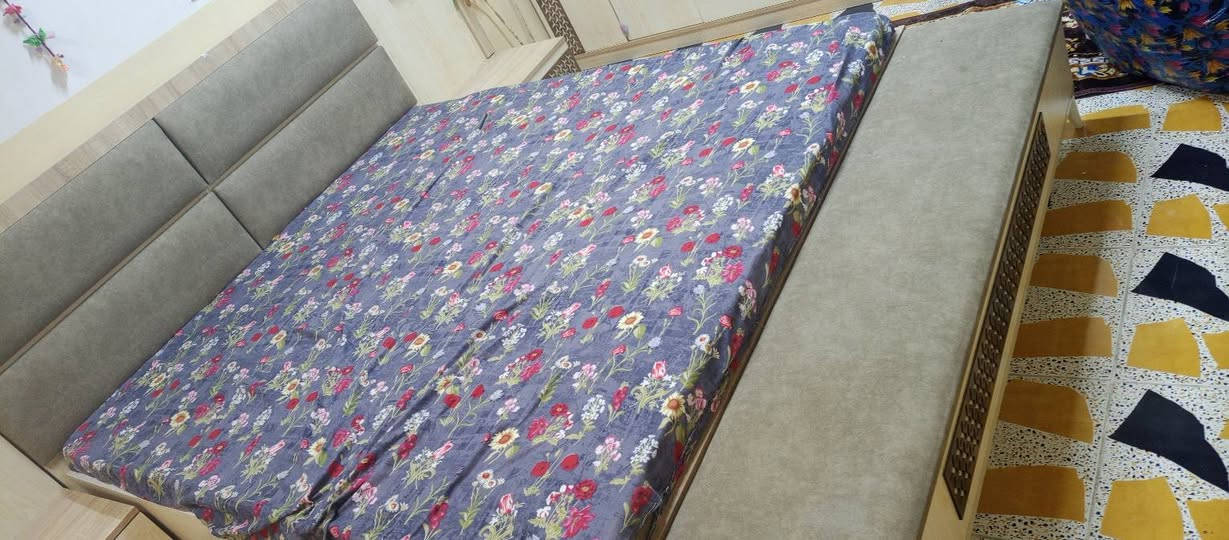 غرفه نوم للبيع نضيفه كلش السعر 450 بيها مجال


**إذا كنت صاحب هذا الإعلان وتريد حذفه لأي سبب، رجاءا أرسل رسالة إلى الدعم الفني**