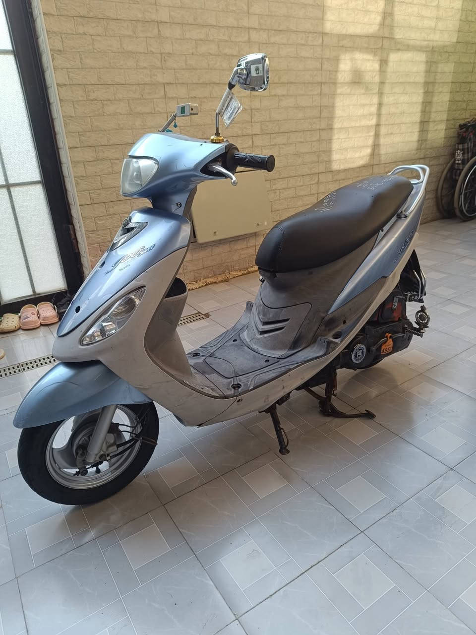 السلام عليكم 
دراجه ماكس منغولي للبيع فقط الدراجه كفاله وختم واحد وي المكينه 🔴 دراجه حاويه 🔴 كل نقص ما بيهه وكلشي شغال سلف هندر كهربائيات والمحرك مكفول من كلشي شلعه ومعدل ع الشرط الي بخاطرة يتصل *********** 📞 

⚠️.. الدراجه تنباع بدون غراض ❌
