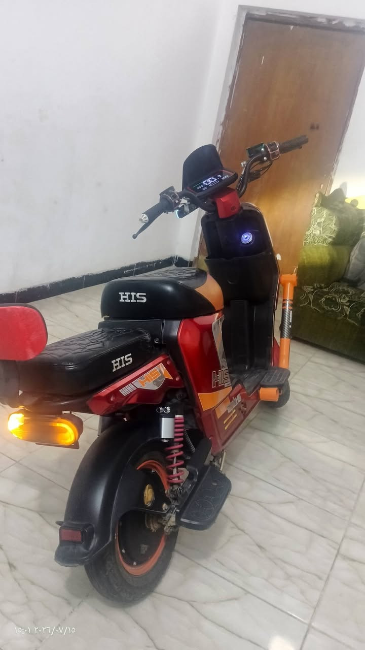 السلام عليكم دراجه شحن H900 دراجه بطاريات كله جديدات  بيها خلل واحد البصمه مال دراجه مجلبه السعر 450  وبيها مجال العنوان ديالى ناحيه كنعان رقم ***********

