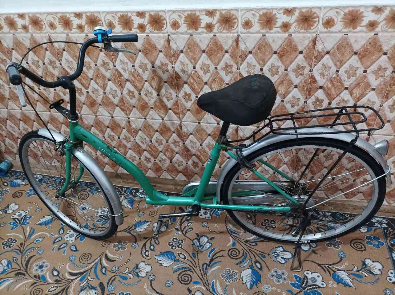 بايسكل بناتي ياباني نظيف للبيع السعر 65 وبيه مجال الناصريه مركز حي الثوره موبايل ***********
