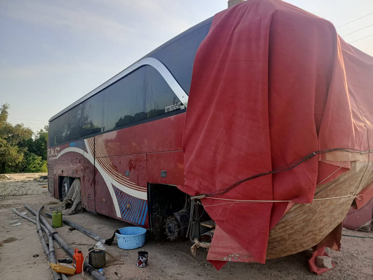 السلام عليكم
باص 2002كركوك دولي مجدد سنويه 2030.مصفره هيئه وضريبه وكمرك..
معروضه للبيع ع حادثه.
رقم الهاتف ***********
