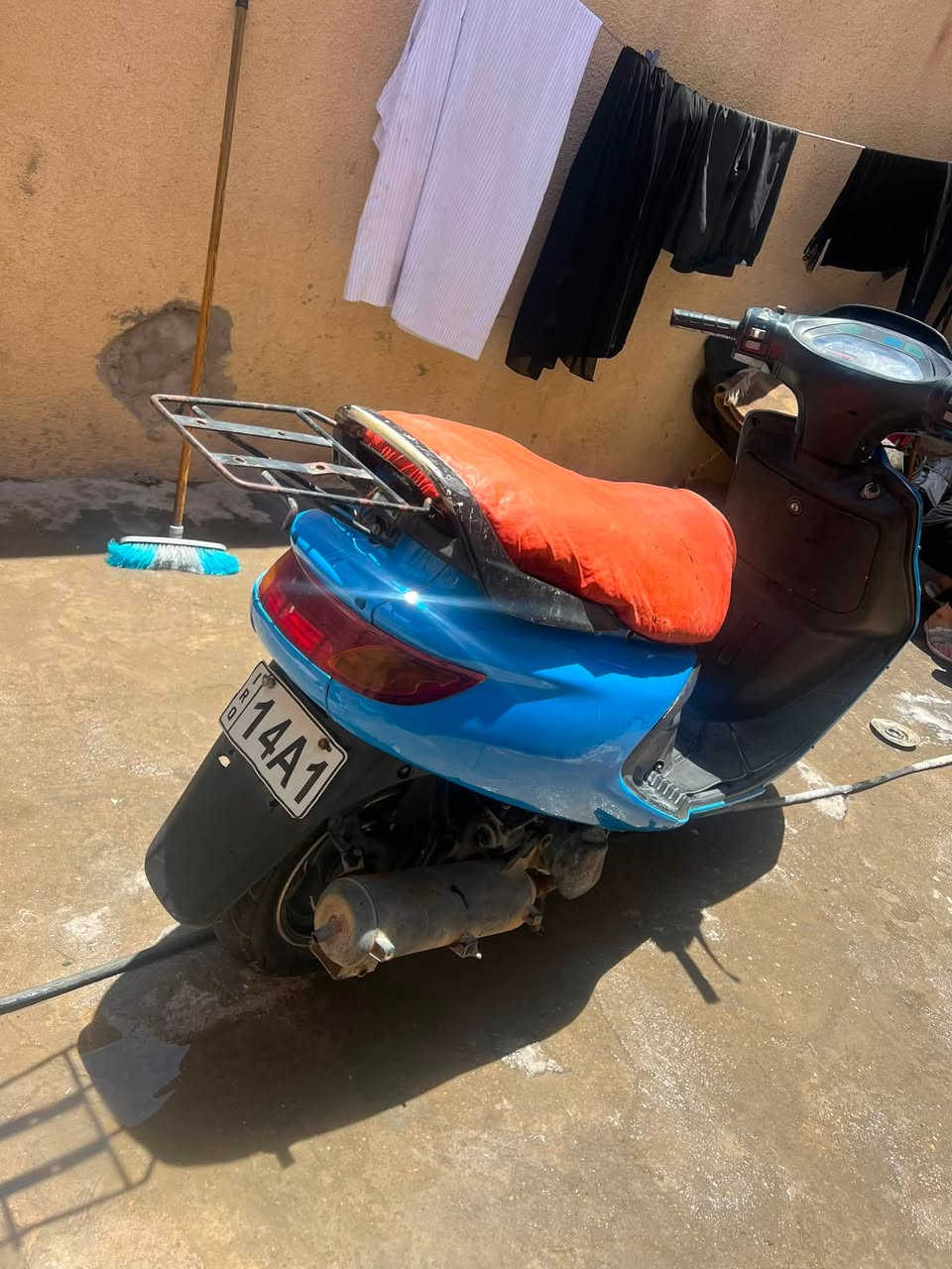 فراشه للبيع السعر 350  بيها مجال 
صارلي فترى من بدلت بستم وبوشه ولفات مكينه خير من الله جماعه الـ250 لا اشوفكم


**إذا كنت صاحب هذا الإعلان وتريد حذفه لأي سبب، رجاءا أرسل رسالة إلى الدعم الفني**