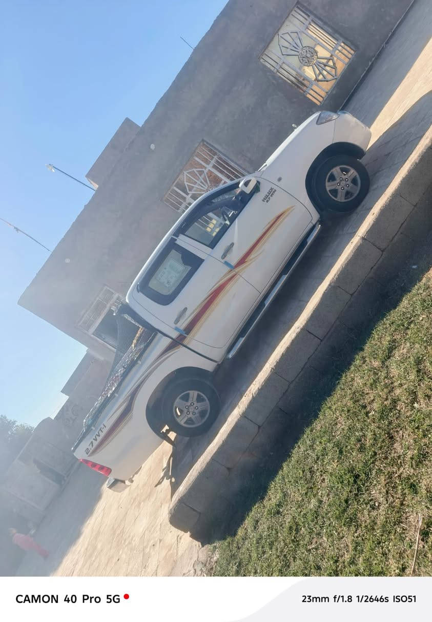 سلام عليكم سياره هايلوكس  لبيع موديل 10
مكينه بلاد  اكير عادي اكسن مكفولات
تبريد ثلج 
حداديه تخم تاير جداد 
 شاصي 19 اصلي كويتي 
بيه جاملغ جيهت لعبري 
رقم  المثنى نكليزي بسمي تحويل مباشر 
سياره جاهزه عله آخر حبايه متعوب عليه 
مكان ناصريه شطره اتصال 📞 
 *********** اخ يا جرح الزمان
