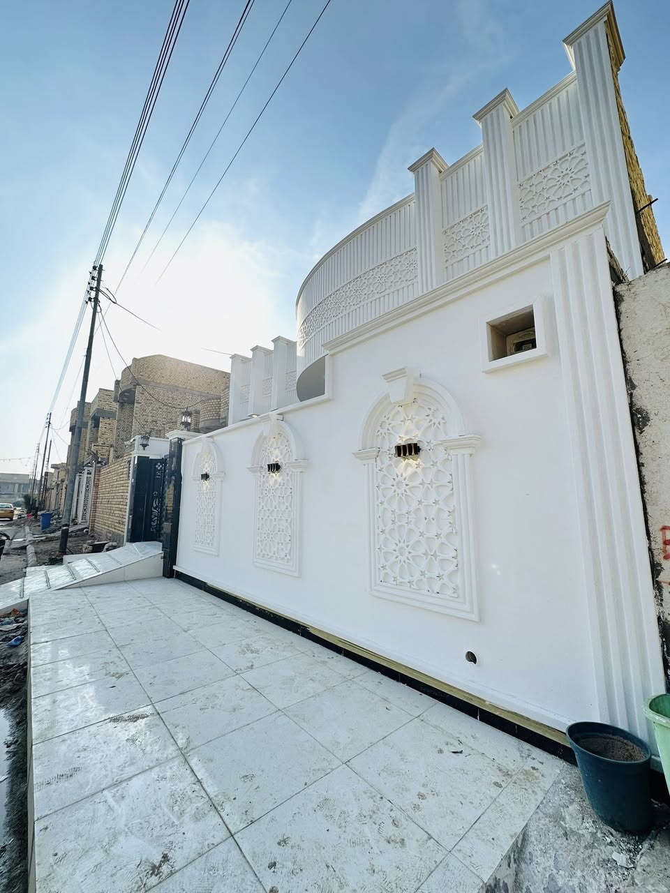 اللهم صل ع محمد وال محمد
السلام عليكم بيت للبيع جاهز للسكن بناء حديث شغل فول مواصفات طابق واحد مساحته 200 متر في ميسان نهاوند 11 
للاستفسار والتواصل ع الرقم 
***********
