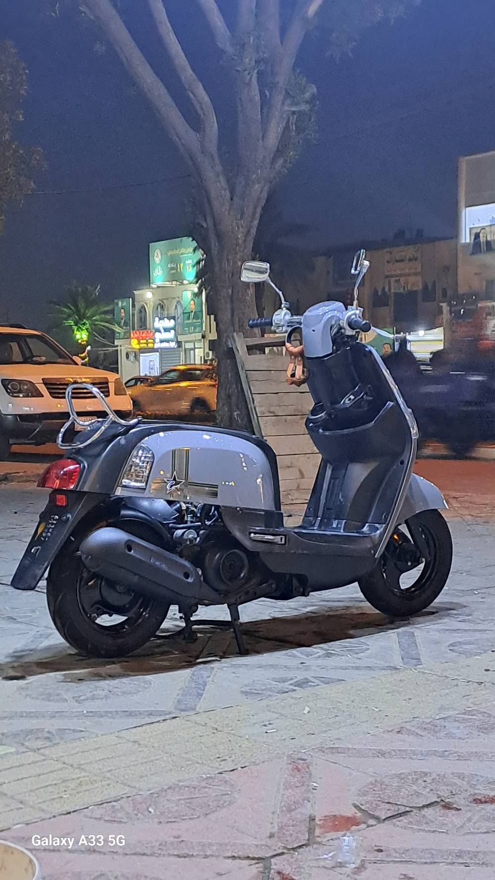 دراجه يوليس نضيفه كفاله عامه  ما بيها نقص على أيدي  دراجه  مرتبه عنوان بغداد 