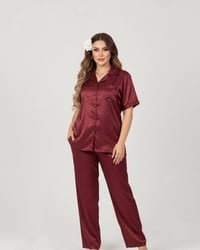 تراك • ملابس