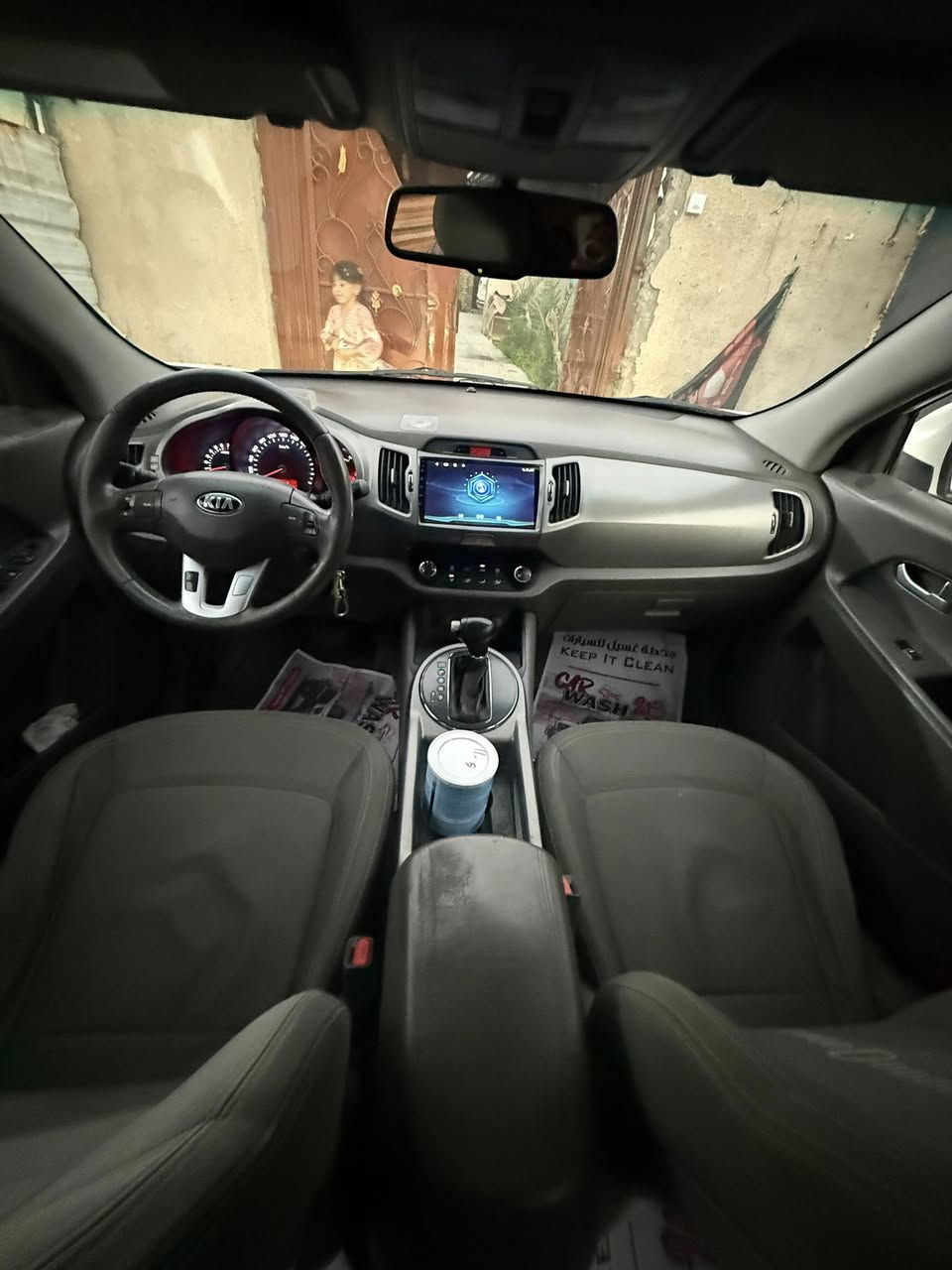 السلام عليكم سبورتج موديل 2014 
فول مواصفات عدا البصمة  
ماشية السيارة (80) الف حقيقي 
محرك 2000 دوش المرغوب 
خمسه ويل كب 
مري شفط 
اشاير بالمري 
فتحتين بالسقف 
حساسات امامي خلفي 
 كامرة خلفيه 
رقم اربيل بسمي تحويل ثاني يوم 
سنويه لل 2028
مكانها بغداد
مال بيت 
مكفوله كفالة عامة من عدة شخط بل بنيد موضح بل سونار 
للتواصل***********
