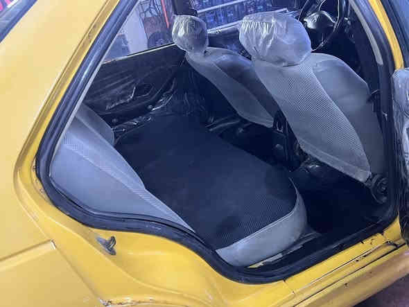 بيجو باص موديل 15 كير محرك فرنسي تبريد شغال حداديه جديده سياره باسمي سنويه ل 29  عنوان بغداد السعر 33 بيها مجال حق الجيه بيع سريع ***********
