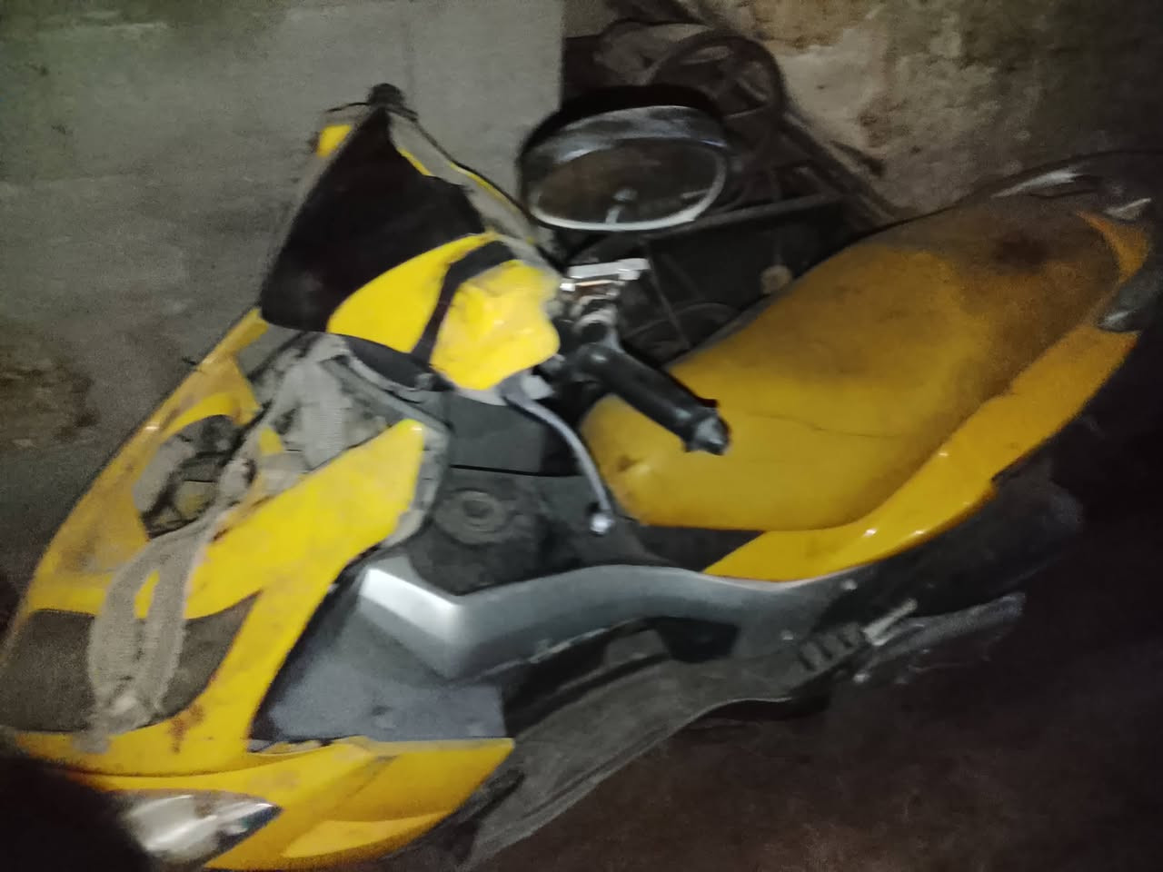 سلام عليك عندي هاي الدراجه أريده 3ثميه بس عوزه فاكيون الرقم ***********
