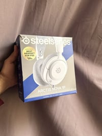 مايك ألعاب • Arctis Nova 1P • شاحن لاسلكي بوكو