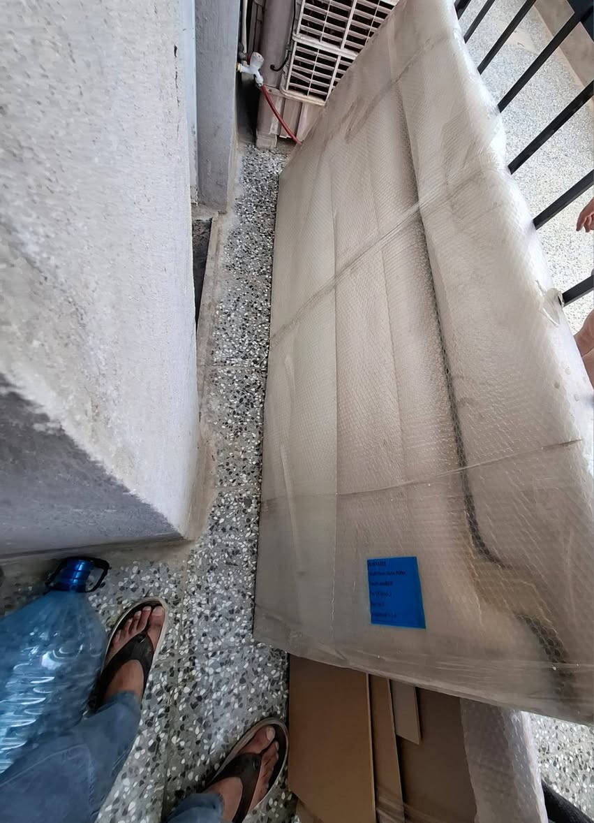 غرفه متكونه من 5قطع جديده بلكراتين موديل مودرن لون مميز سرير جك سعرها بس 525قفل توصلك وتنشد لكل مناطق بغداد اخد سكرين وتفضل واتساب فقط ***********
