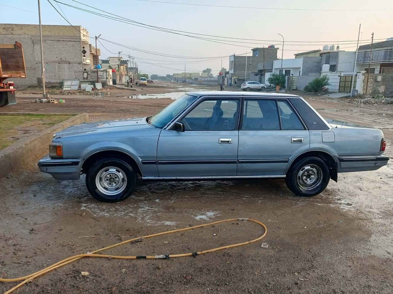 السلام عليكم للبيع سوبر وضع شركه محرك كير كله جدد صدر امامي وخلفي مكان بغداد رقم  الهاتف ***********
