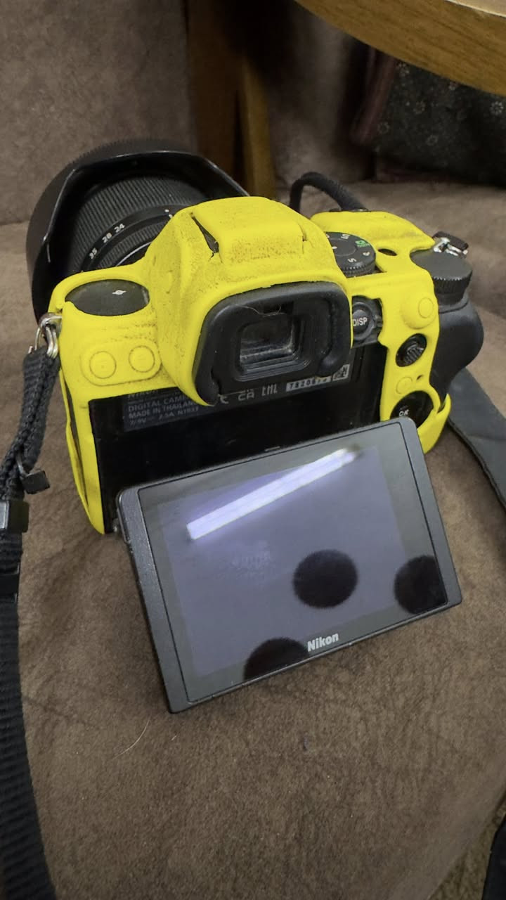 السلام عليكم
عندي كاميرا نيكون z5 وياها عدسه ٢٤-٧٠ وعدسه ثانيه ٥٠ملم 
للبيع   سعر الكاميرا والعدستين  مليونين  و200. او مراوس.. بسوني  a7 v


**إذا كنت صاحب هذا الإعلان وتريد حذفه لأي سبب، رجاءا أرسل رسالة إلى الدعم الفني**