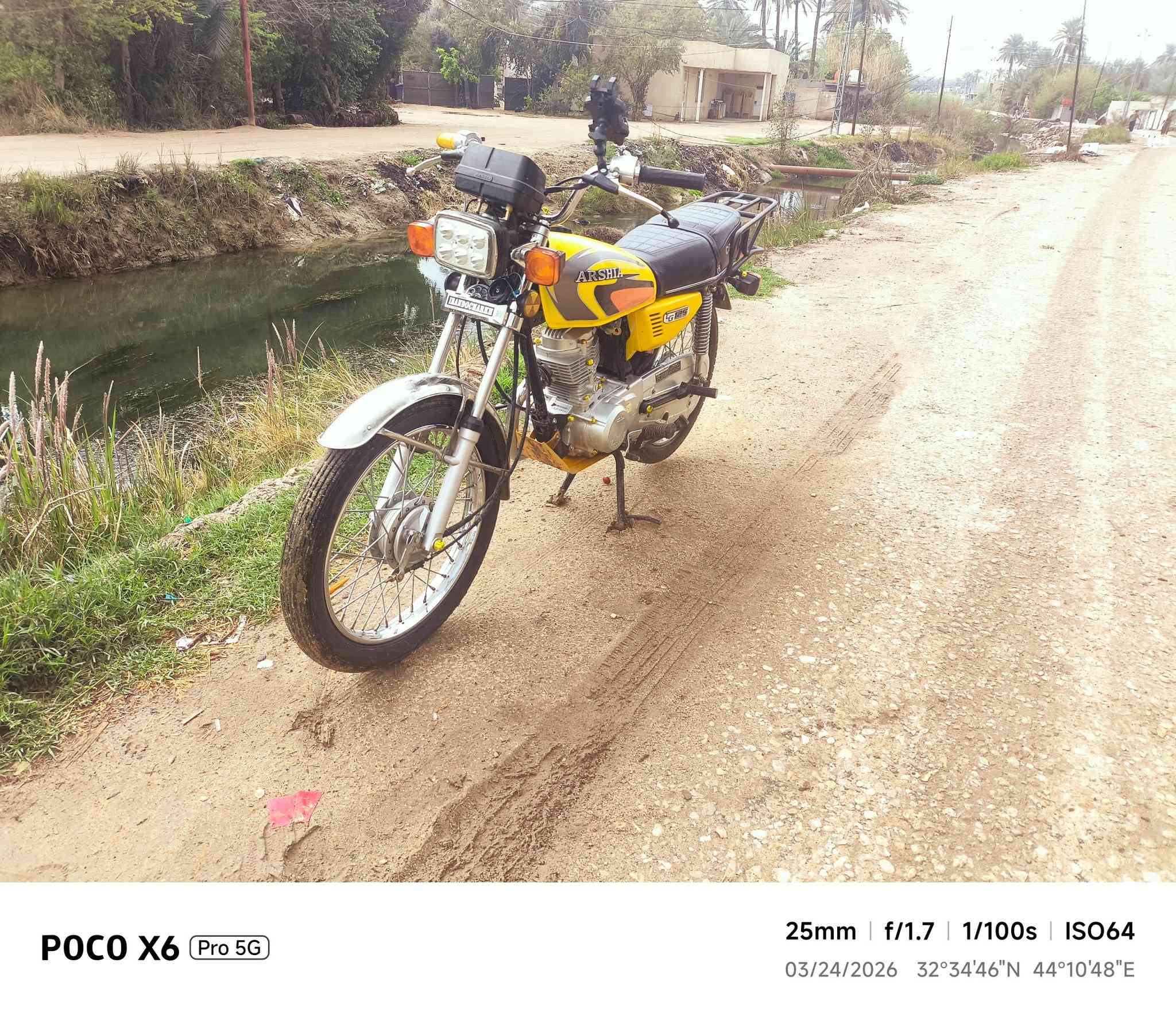 سلام عليكم دراجه ارشه للبيع اوراق سكنر كهرباءيات شغاله سوبايه طابقين سوده دراج شوفت عينك مكينه ما مفتوحة وناعمه ما بيهه اي نقص مكاني كربلاء طويريج السياحي السعر 550وبيها مجال حك الجيه رقمي 0774807 6826
