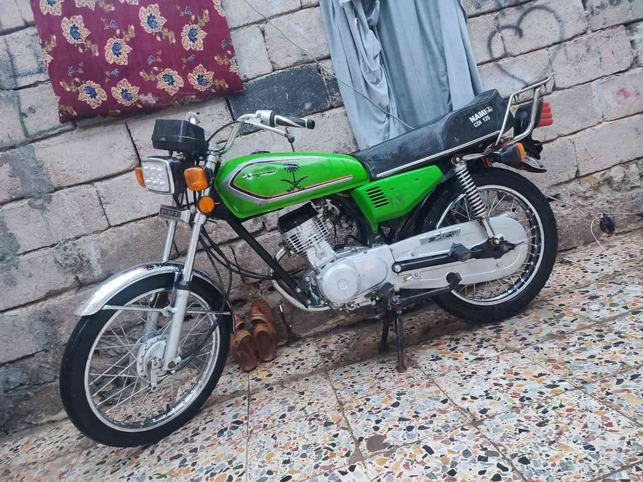 سلام عليكم دراجه نايمه ماكانه بصره دور شرطه السعر ٣٥٠ وبيه مجال أنه مكلف بل نشر هاذ رقم الولد ***********
