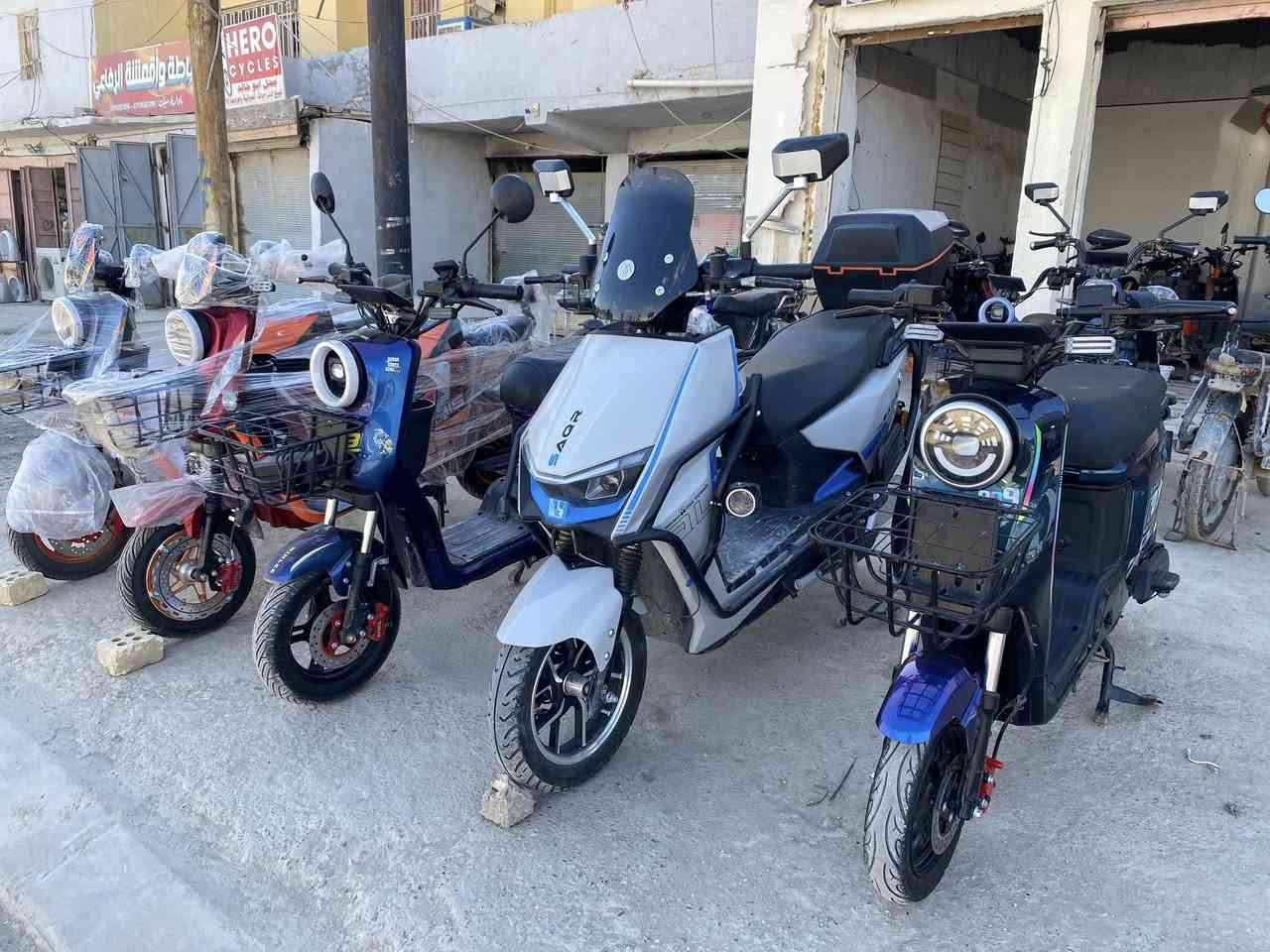 يتوفر لدينا كافة أنواع البطاريات والدراجات الشحن المستعملة والجديد  ويتوفر صيانة كافة انواع الدرجات والستوتات والسكوترات الكهربائية موقعنا بعقوبة سوق المفرق قرب جسر المشاة عل شارع العام ***********
