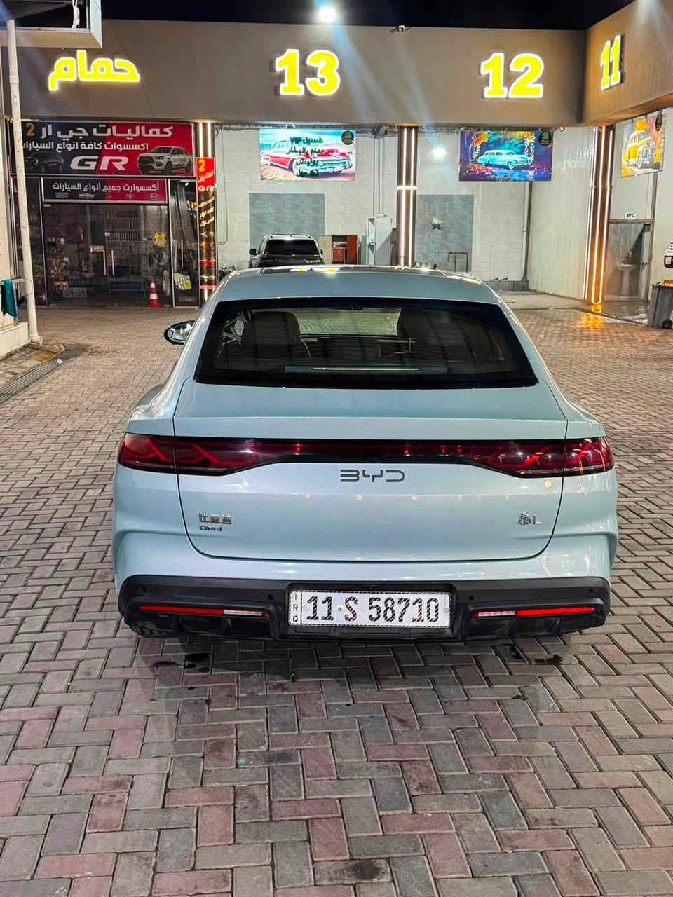 🚗 BYD Qin L 2025
فول مواصفات ✨🔥

سيارة تجمع الفخامة والتكنولوجيا بشكل يخطف النظر 👌

✅ 5 كاميرات
✅ حساسات أمامية وخلفية
✅ إضاءة LED عصرية
✅ مقاعد كهرباء
✅ شاشة قلابه
✅ عدادات ديجتال حديثة
✅ كير كرستال فاخر ✨
✅عداد ٢٦٠٠٠ كم 
✅فتحة 
✅اللون سمائي بحري 
يوجد رصعه بالحنطة كما موضح بالصوره 
🚗 تصميم راقٍ + راحة وتجهيزات متكاملة بكل تفصيلة
التواصل مع الرقم 
***********
