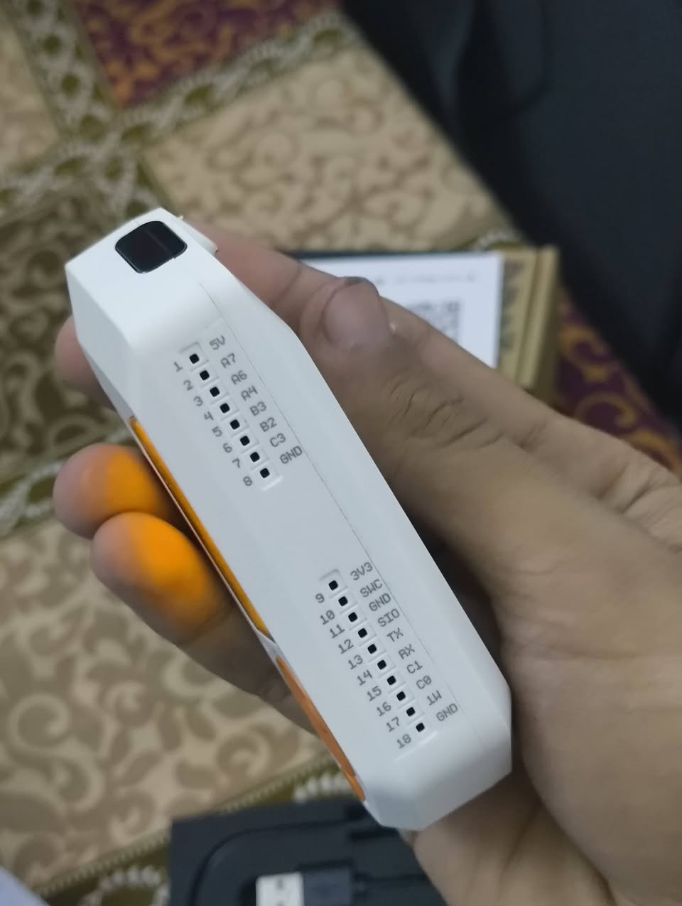 الشراي يخابرني 
***********
***********
السعر خاص
