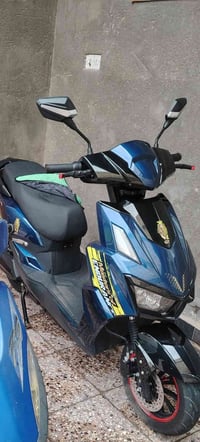 دراجة شحن للبيع جديدة نضيفة الاستفسار الاتصال على الرقم 07721605809