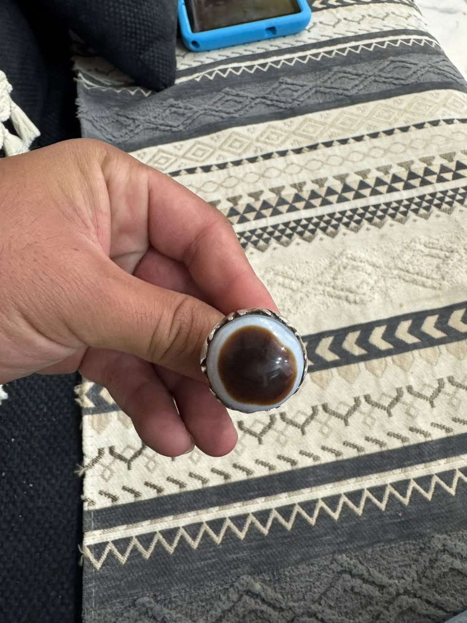 السلام عليكم……
خواتم من الجزع البقري صياغه ثقيله

للبيع!!!!!!


**إذا كنت صاحب هذا الإعلان وتريد حذفه لأي سبب، رجاءا أرسل رسالة إلى الدعم الفني**