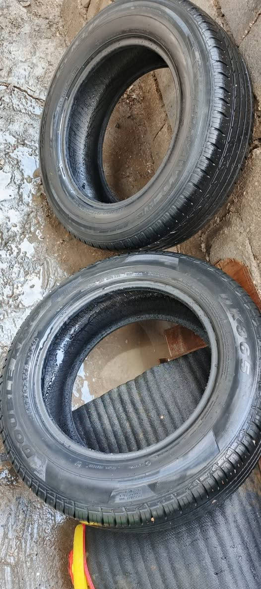 للبيع زوج تايرات حجم 225/65/17 مستعمل السعر 50الف للاتصال ***********
