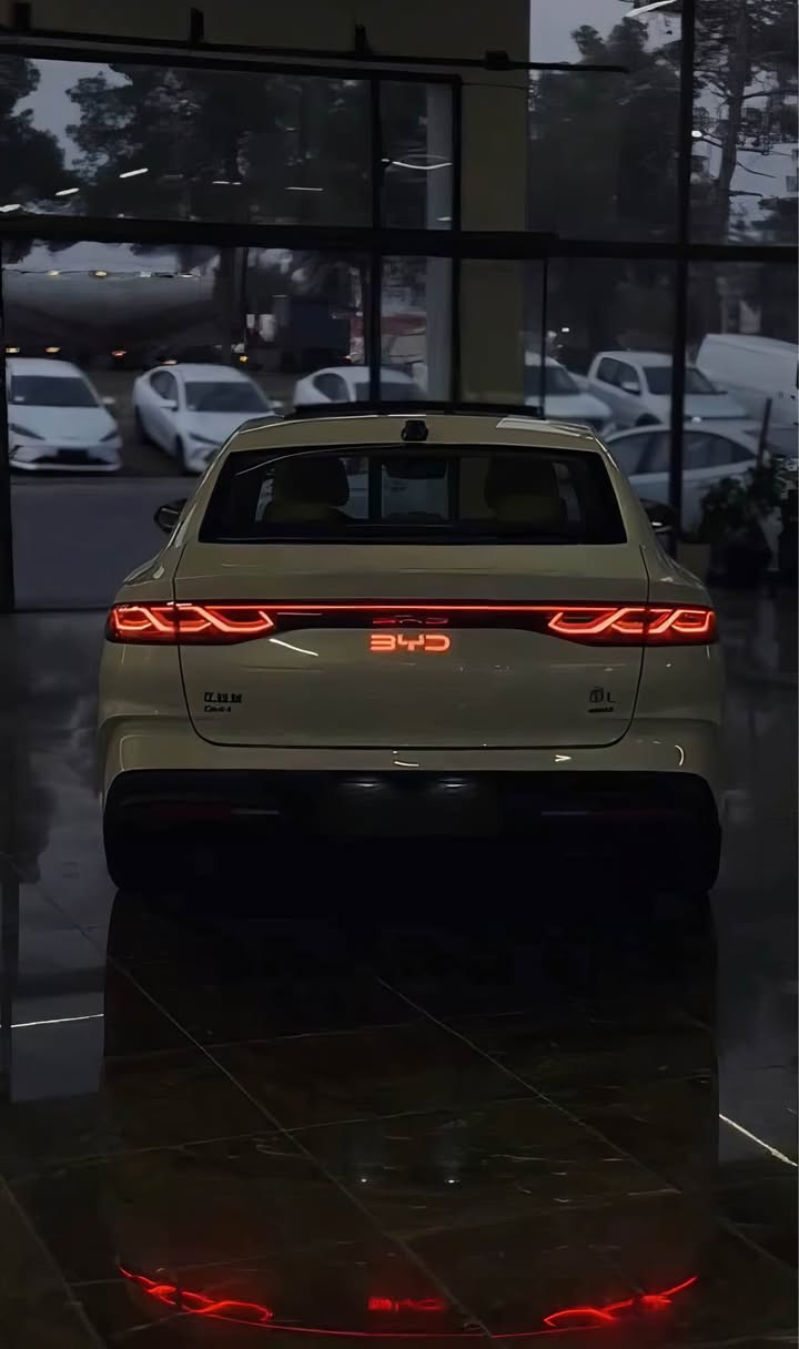 BYD QIN L FULL   2025
سياره كه ته نها 1000هه زار رويشتوه هيجي نيه كامل ئه شياي خوي له كه له 2سويج و كارتي خوي له كه له واير شه عني خوي فاست جارج و شه عني ئاسايي له كه له فول ماسفاته 12كاميره +ئؤ تؤ بارك +بانوراما +ناوكرئيمي +كوشن جلد و كاره باي +رادار باتري كه وره ي 2100سياره كه ١مانكو نيوي ماوه بو ره قه م سعرش 165مه جال
*********** أربيل, العراق
