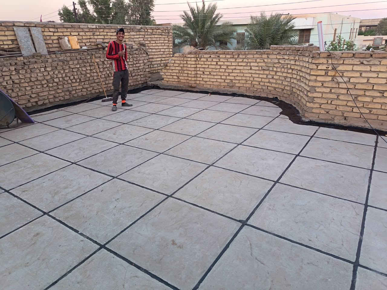 سلام عليكم خلفه اشتايكر
وأعاده ماستك شغل درجه أوله 
 اليحب يتواصل ***********
 متواجد واتساب
