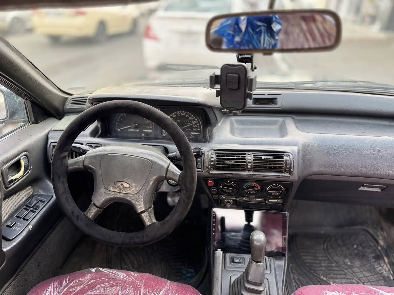 گلاند مۆدیل ١٩٩٢ گیر حادی مەکنیە ٦٣ گەورە  چوار جام کارابای  گیرو مەکینە بە شەرت سبوخ حامە لەسەر ساغە کارابای هەمووی بە شەرت  ارمو سەنەوی  بەشەرت موس براوە بەشەرت هەولیر 
***********
