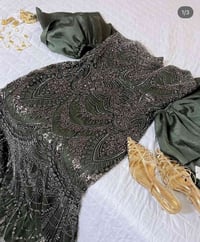 فستان جديد • مقاس ٤٢-٤٤ • مستخدم للتصوير