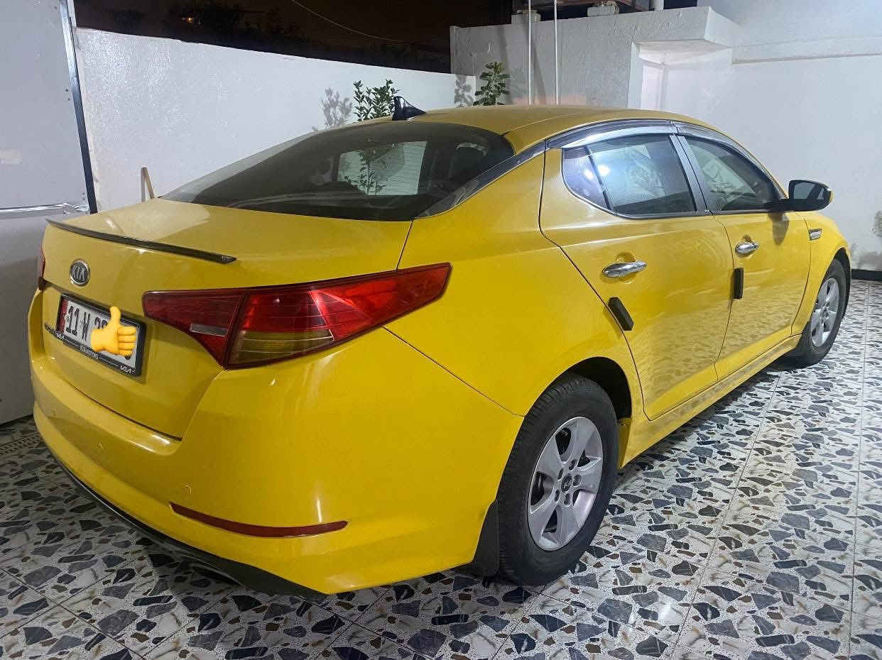 السلام عليكم للبيع فقط اوبتما 2012 وارد كوري محرك 2000 جاهزه من كلشي رقم بغداد تحويل مباشر هزه جديده مصفره هيئة مصبوغه صبغ جديد مبدل بيها گبع قماره 
التكم سليمه مابيها شي شاصي سليم سونار موجود مكان السياره بالرمادي 
السعر 82 بيها مجال 
***********
