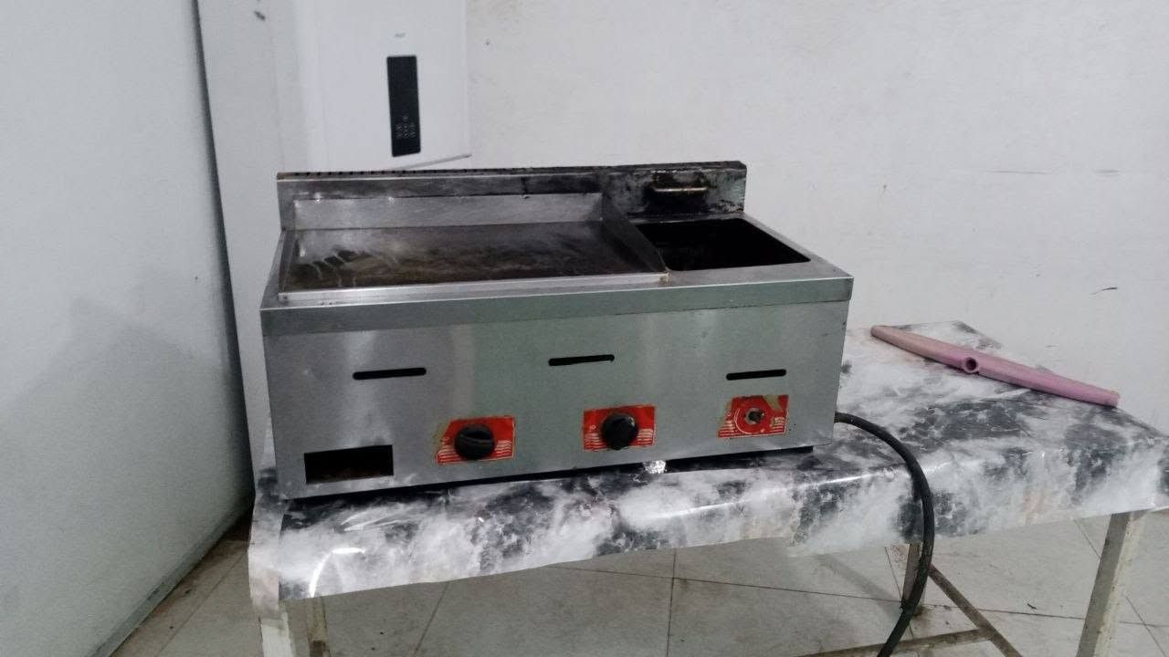 يالله غراض مطعم للبيع 
سلام عليكم
غراض مطعم بحاله جيده للبيع
غراض مستخدمه
شوايه كص 8اعيون الحجم الكبير350وبيه مجال
شواية همبركر الحجم الكبير +ميز مالته 200وبيه مجال
عجانه تركي كلش راقيه 10كيلو ونضيفه 350وبيه مجال
قاطع كذلك *اربع امتار اربع طلاكات بيه  ب100 وبيه مجال
ميز بيتزه بحاله جيده ونضيف 50قفل
الغراض كلهن للبيع راسلني وبيك خير وتدلل
للاستفسار رقمي
***********بي واتساب كذلك
