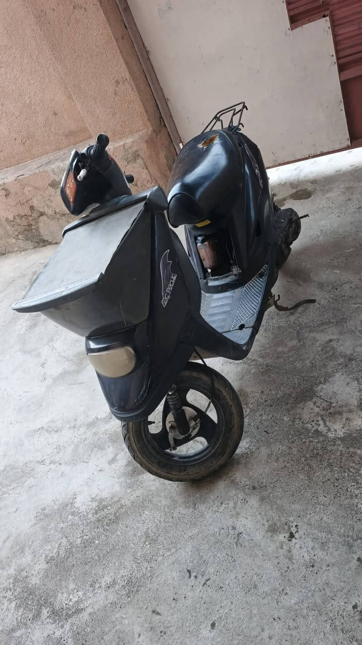 ماطور بزون شرط شاصي شرط مكينه خرسه تايات جديده كهربائية كلو شغال شرط بس بتري ردعو اصلي سعرو 190بي مجال بسيط هذا رقمي خابرني تدلل مكاني بل ايمن ***********او اسيا ***********
