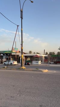 مغزن للإيجار • ٢٥م×٦م • القنطرة البيضاء