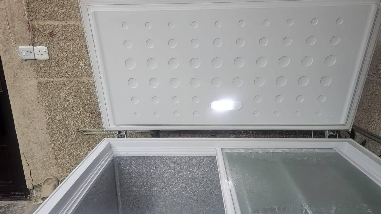 مجمده فريش حجم 18 على الفحص
نسبة نظافتها 95 ٪ سعرها 250 وبيها مجال مكانها بغداد المعالف


**إذا كنت صاحب هذا الإعلان وتريد حذفه لأي سبب، رجاءا أرسل رسالة إلى الدعم الفني**